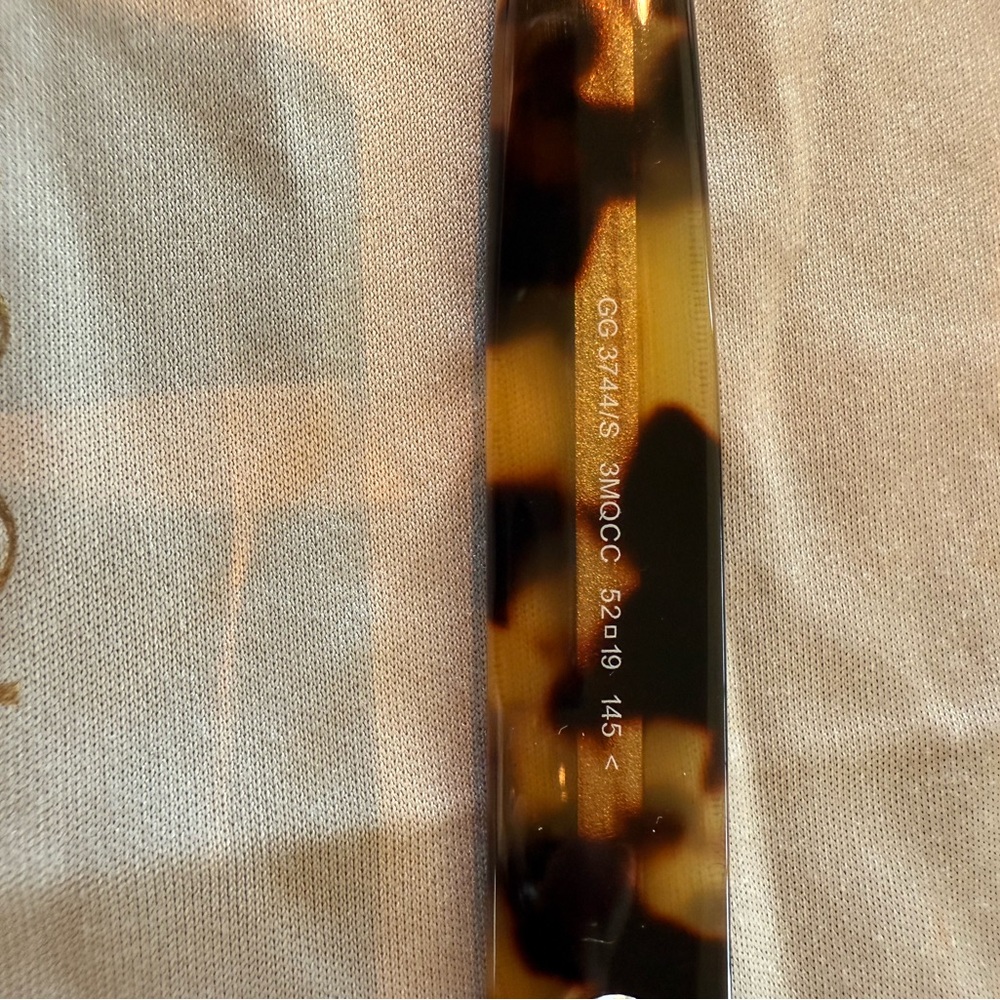 Brand New GUCCI Wayfarer Sunglasses 3744/S 3MQ CC
Havana/Brown
Gradient - Picture 7 of 8
